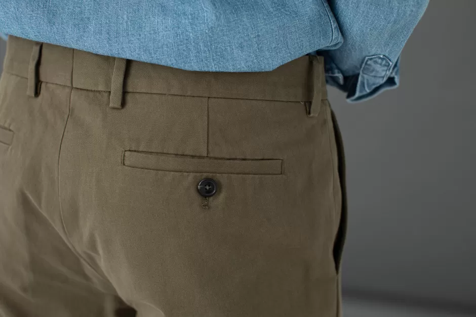 Outlet Drapeau Noir Chino Twill italien - Coupe ajusté Khaki