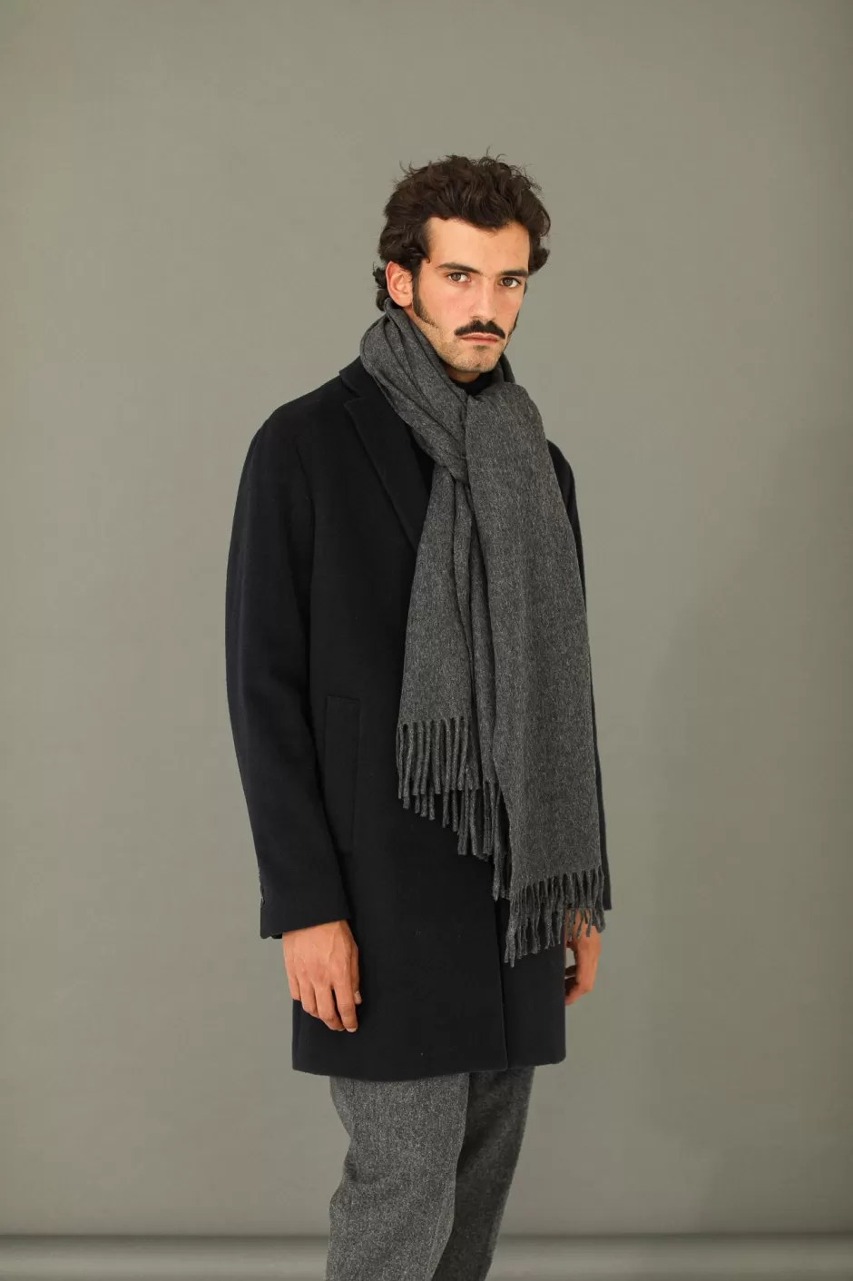 Discount Drapeau Noir Echarpe Oversize Lambswool Gris Chiné Dark Grey