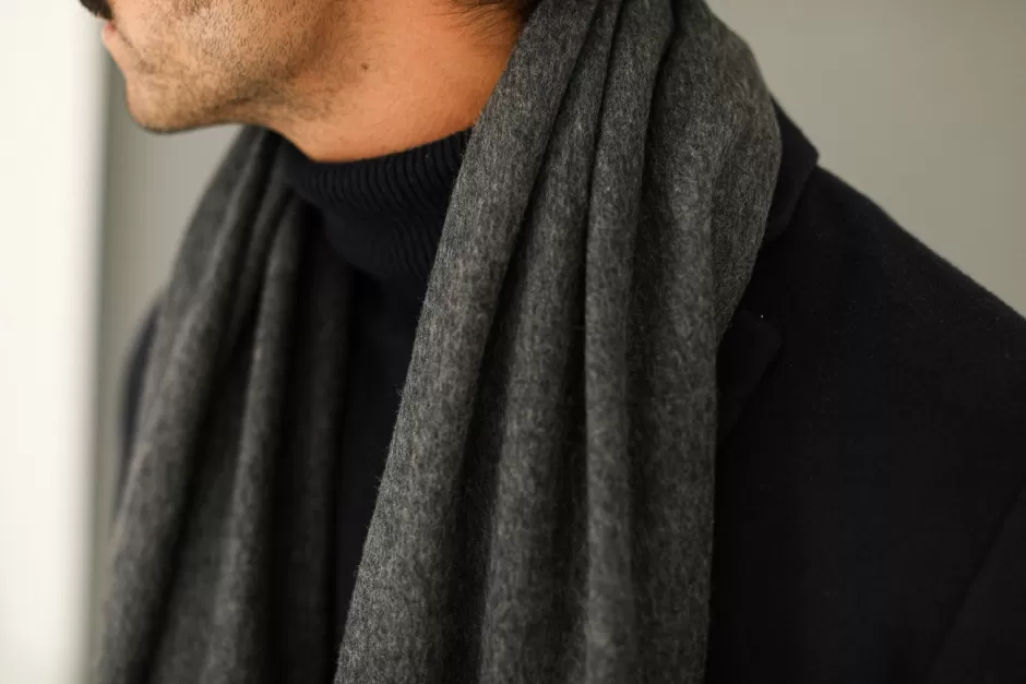 Discount Drapeau Noir Echarpe Oversize Lambswool Gris Chiné Dark Grey