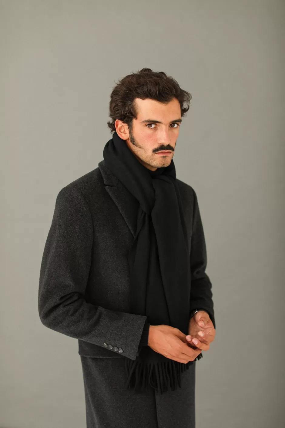 Flash Sale Drapeau Noir Echarpe Oversize Lambswool e Noir