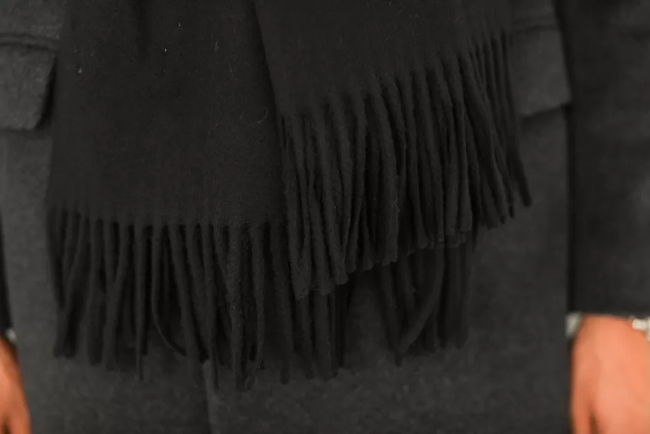Flash Sale Drapeau Noir Echarpe Oversize Lambswool e Noir