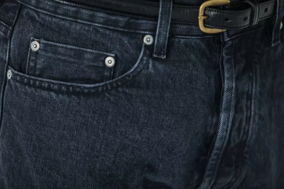 Shop Drapeau Noir Jean Selvedge Noir Stonewash - Athletic Fit