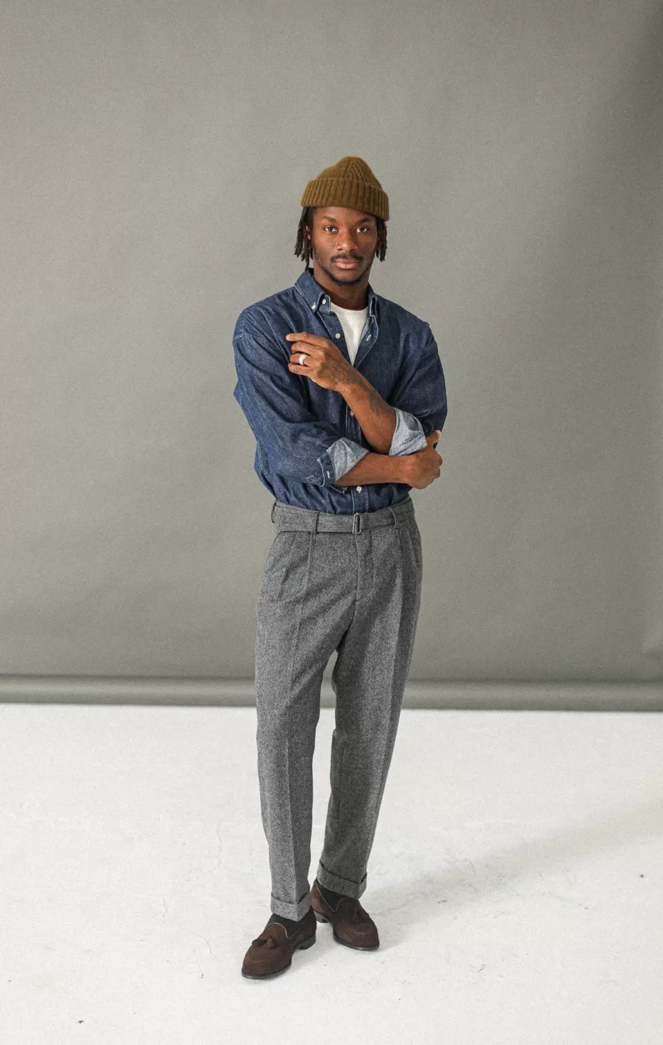 Flash Sale Drapeau Noir Pantalon Flanelle à Double Pince - Chevrons Gris