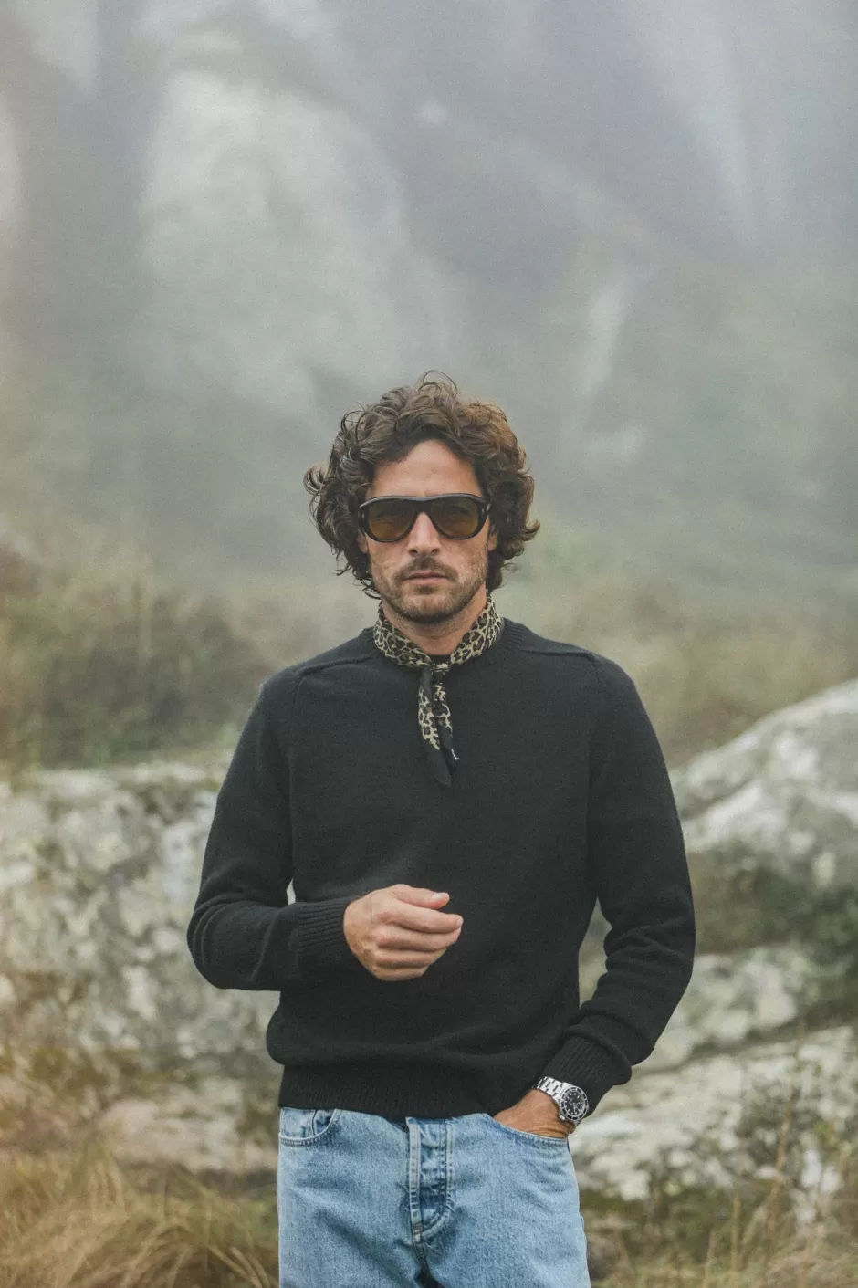 Discount Drapeau Noir Pull Col Rond Lambswool Noir Black
