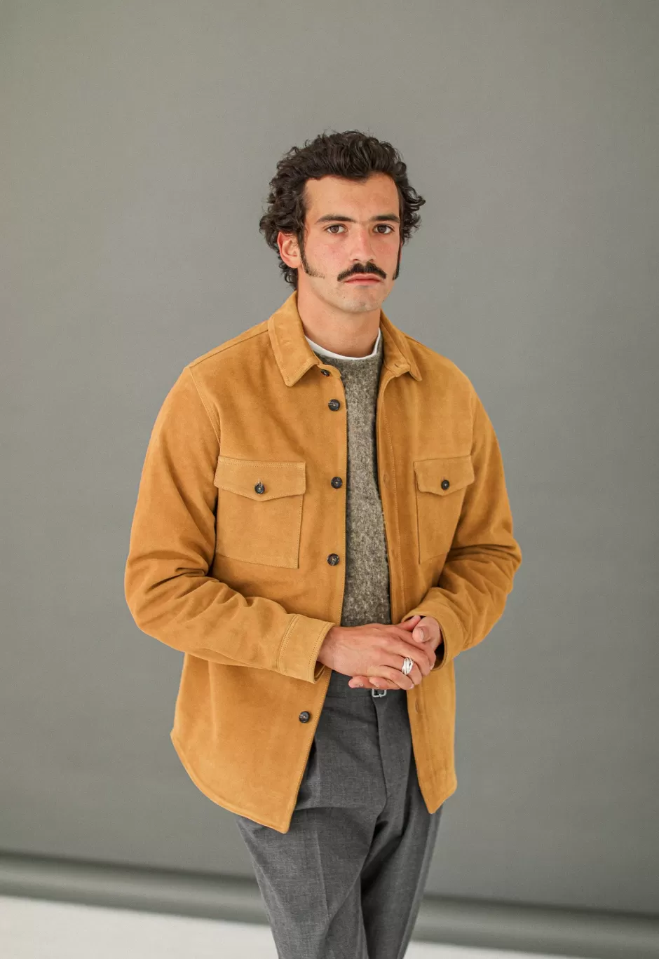 Flash Sale Drapeau Noir Surchemise Cuir Suédé Camel