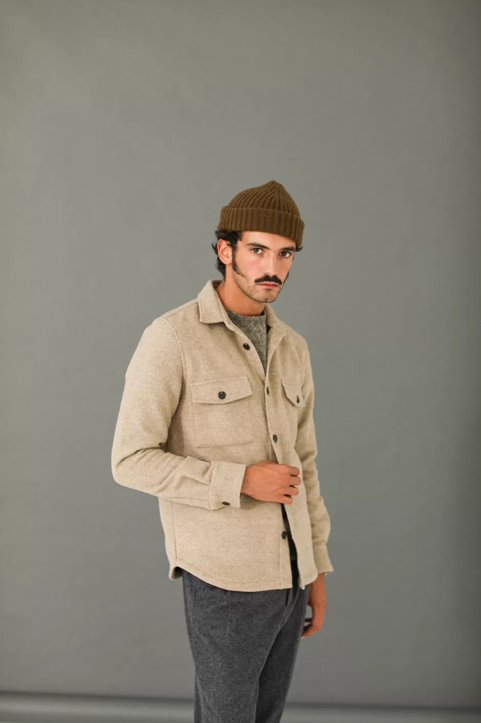 Shop Drapeau Noir Surchemise Laine Lambswool - New Fit Crème